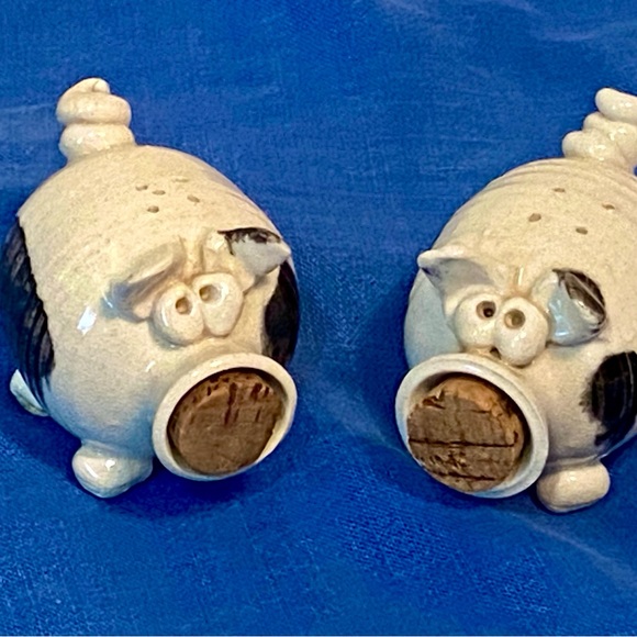 Ceramic Pig Salt and Pepper Shaker Set - Black and White - Picture 1 of 5